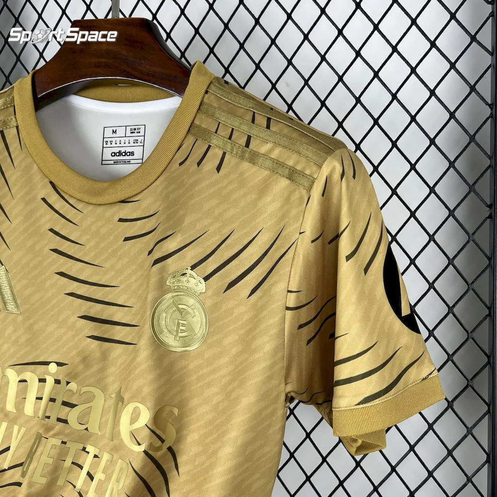 Real Madrid Gold Kit